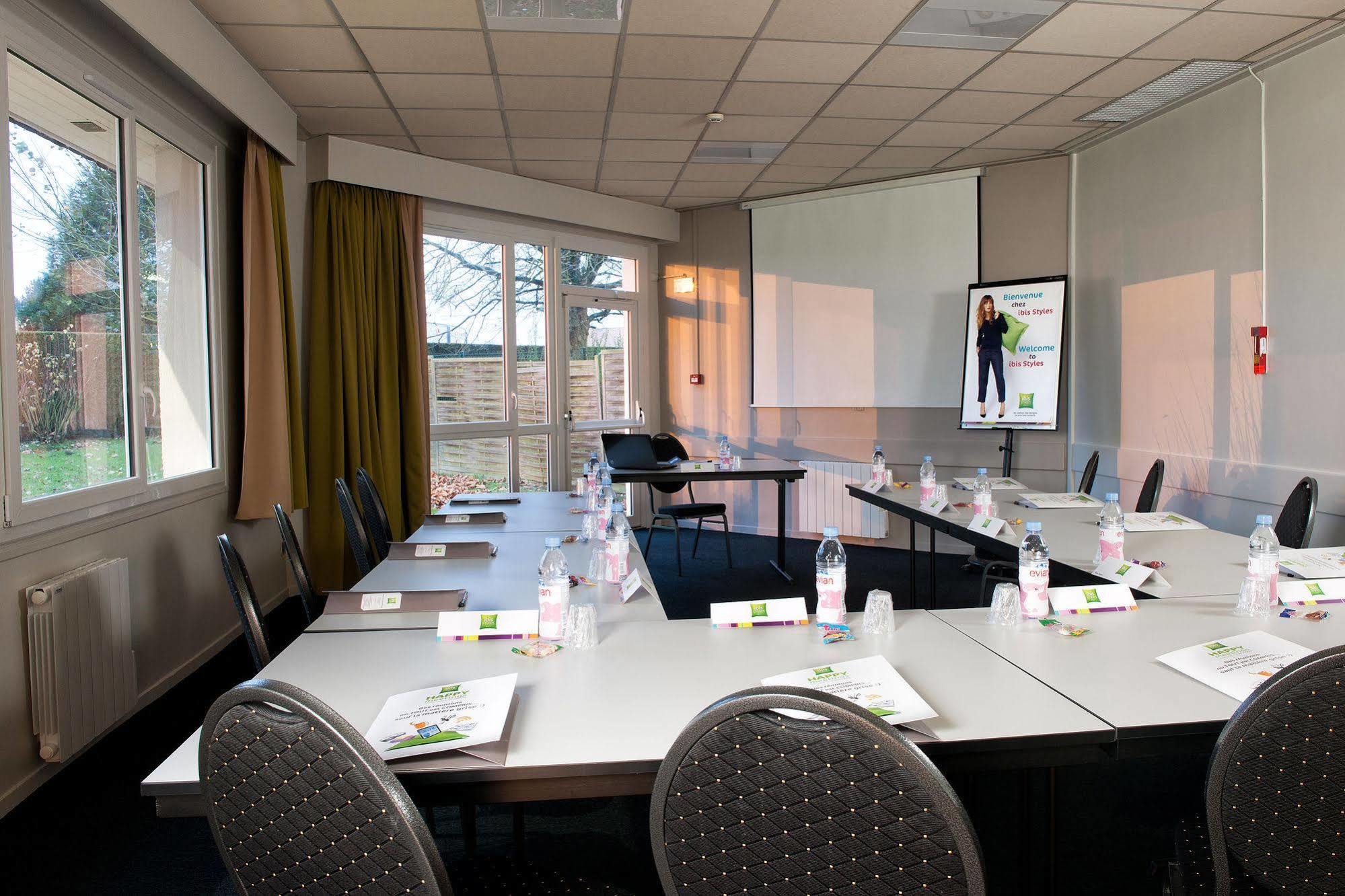 Ibis Styles Rouen Nord-Barentin Hotel Ngoại thất bức ảnh